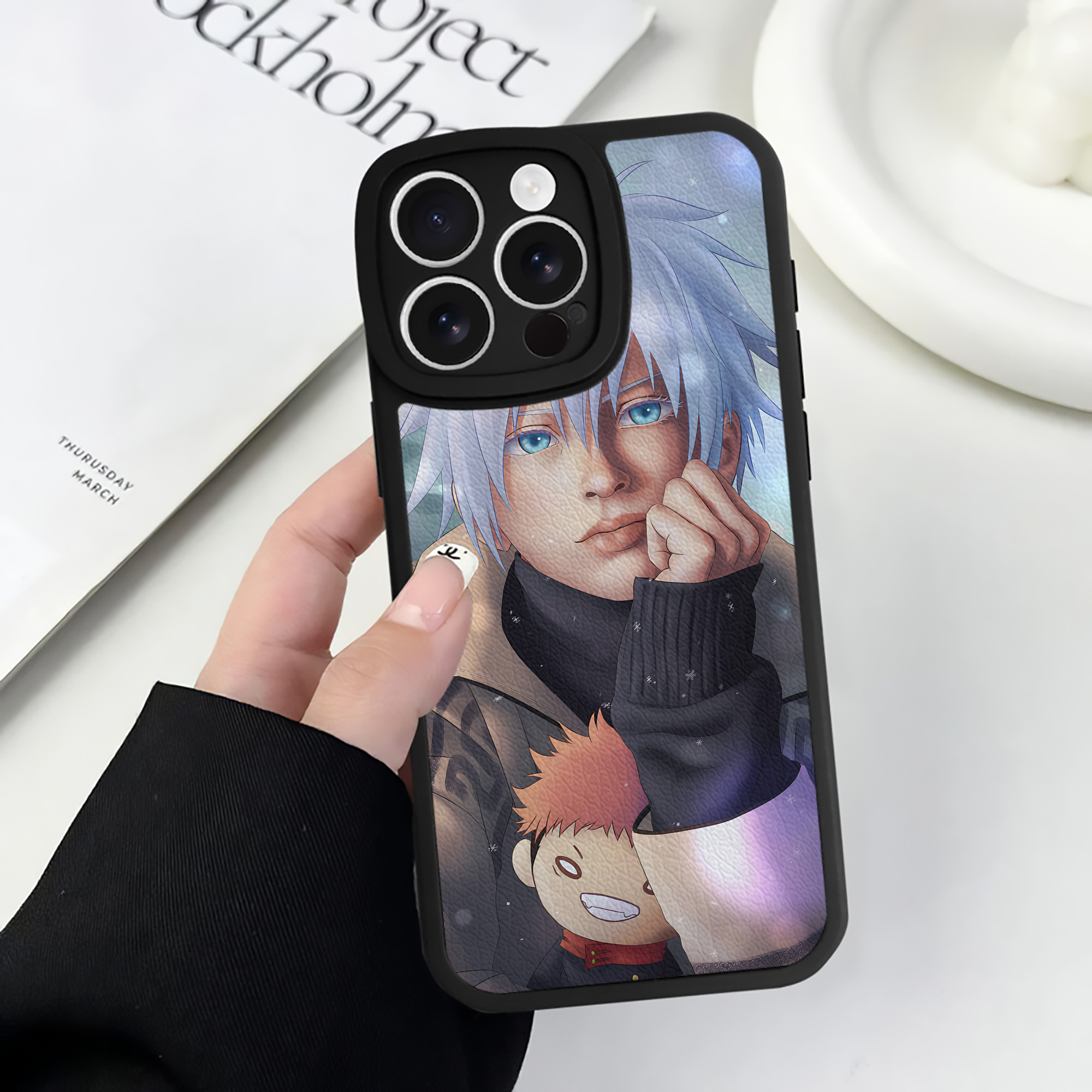 （画像用） 呪術廻戦 Jujutsu Kaisen 【iPhone 16シリーズ対応】シリコンスマホケース（レザー調） 材質：シリコン